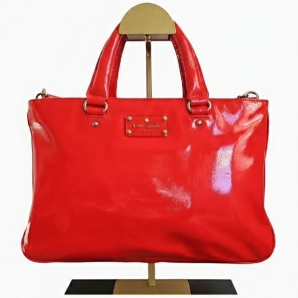 Kate Spade NWOT Fanfare Brette Scarlet Liquid Patent 2-Way Bag Storybook Lining